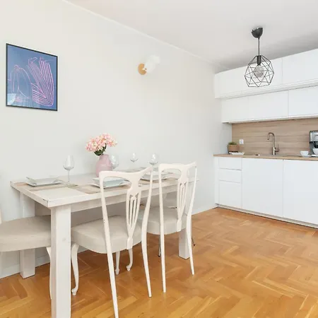 公寓 Jasny I Elegancki W Sopocie By Renters 索波特